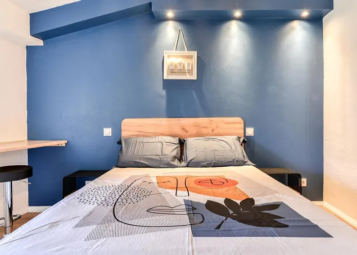 Cote Palais 2-Climatise-Netflix-Fibre