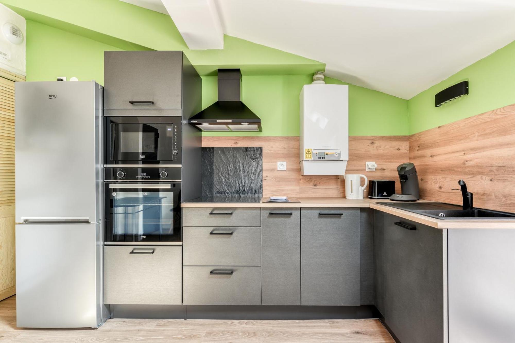 Cote Palais 2-climatise-netflix-fibre Apartamento *